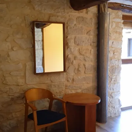 Alojamiento La Fresneda Apartment *