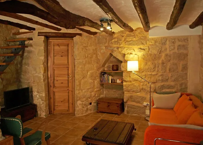 Alojamiento La Fresneda * La Fresneda